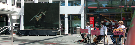 transmission of the competition live on LED screen